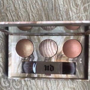 Urban Decay Naked Illuminated Trio